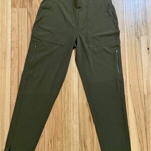 Athleta Brooklyn 12Tall